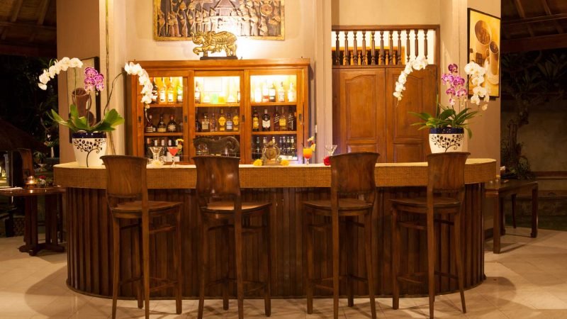 Hasta Putra bar counter at night